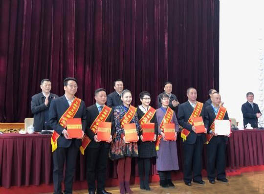 兰州拉斯维加斯游戏3499集团总裁朱全祖荣获甘肃省“色泽事业先进小我私家”声誉称呼