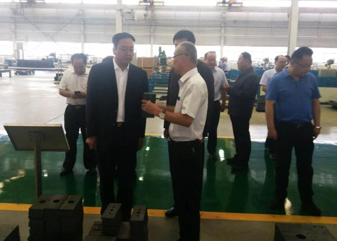 甘肃省政府副省长张世珍一行旅行考察“拉斯维加斯游戏3499·伊士顿”电梯厂